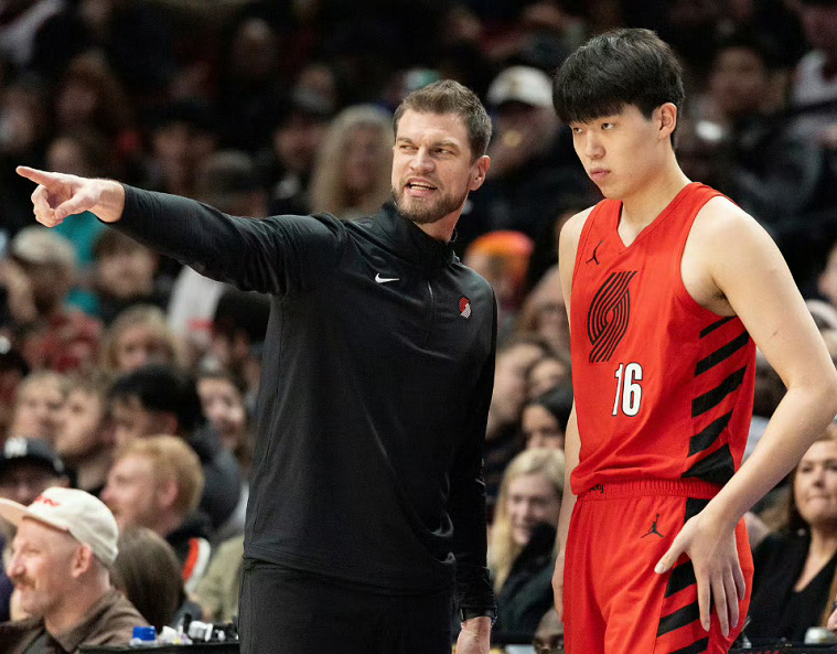 九游电脑版下载-开拓者新老板整顿NBA,杨瀚森伯乐正式离队,斯普利特难转正